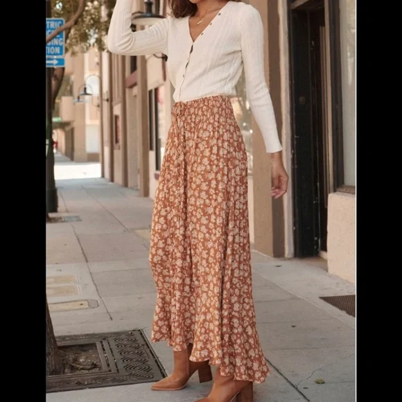 NWT Promesa Tan & Cream Floral Prairie Maxi Skirt - Picture 2 of 6